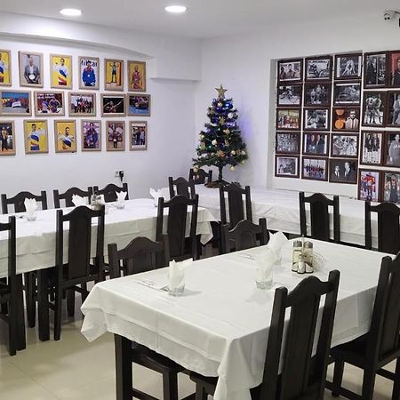 Hotel Top Central Bukares Bagian luar foto