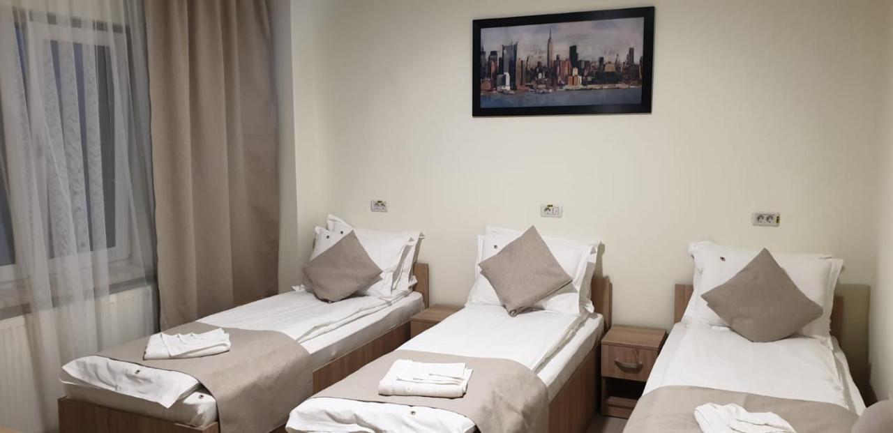 Hotel Top Central Bukares Bagian luar foto