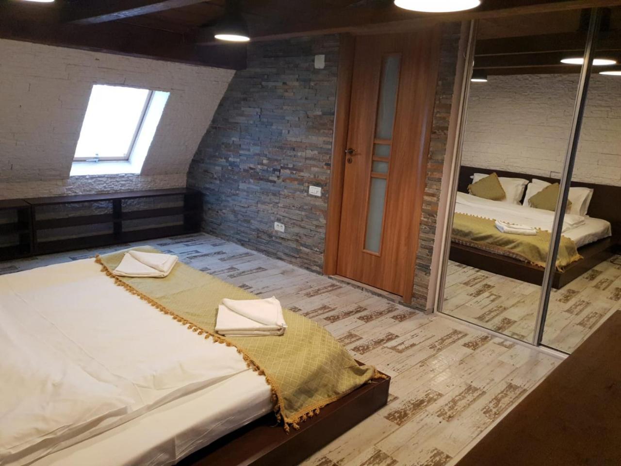 Hotel Top Central Bukares Bagian luar foto